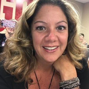 Meet your Posher, Sandra